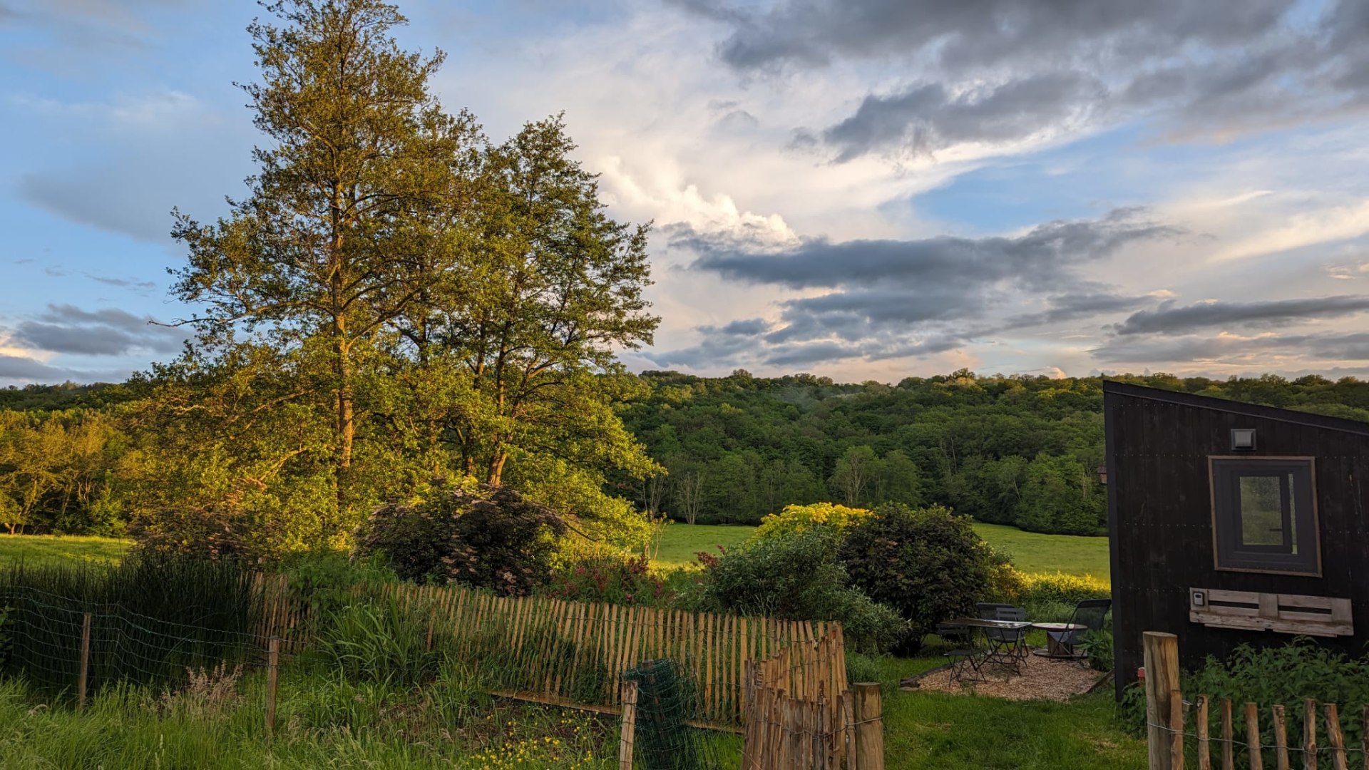 vua9weqsyr8azyd4gsiq