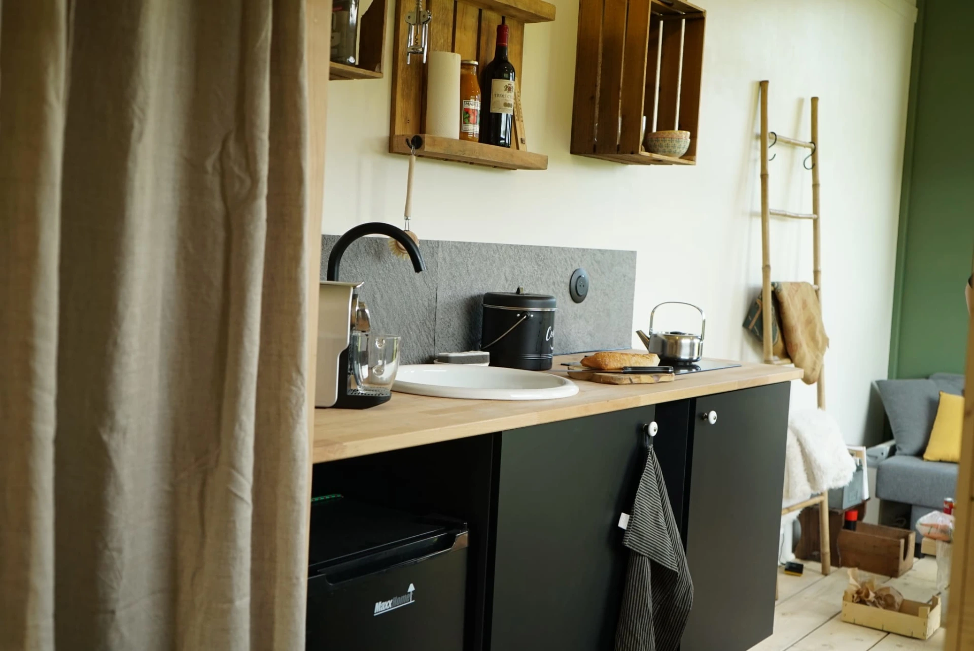 u82hbjcqsa41j0by3syd